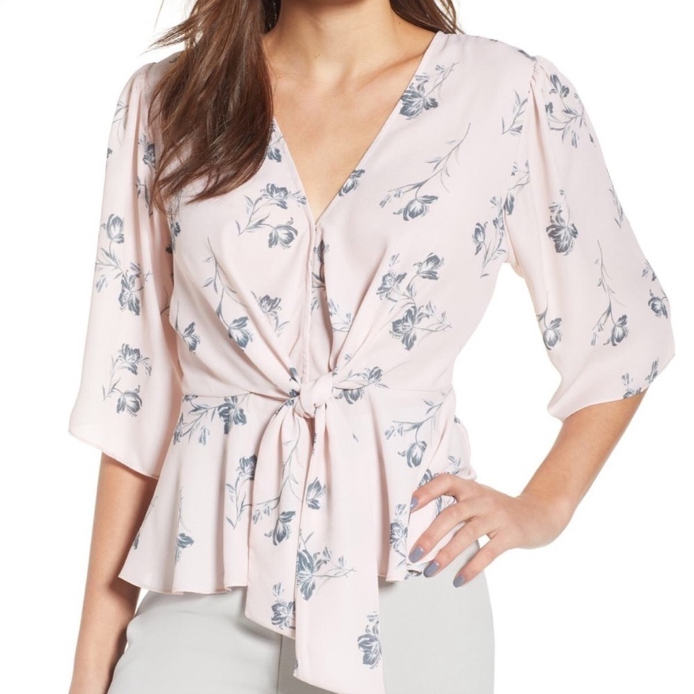 Wayf Plunging Knot Front Top NTW